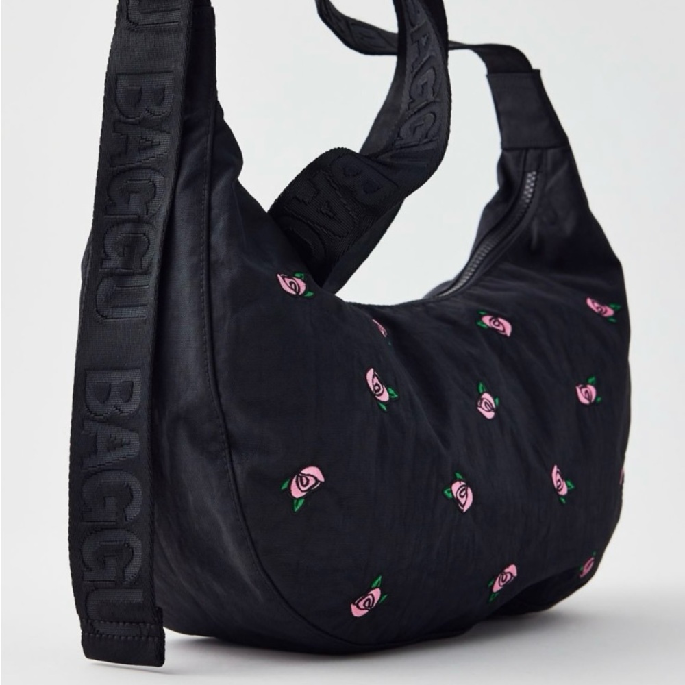 🍄SOLD🍄 BAGGU UO Exclusive Rose Embroidery Medium Nylon Crescent Bag